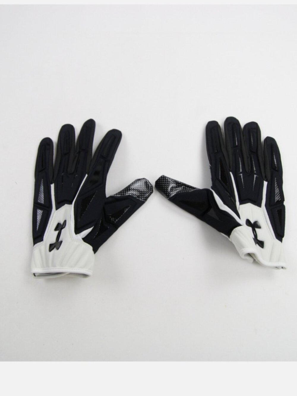 Mens NWT Under Armour Highlight football gloves